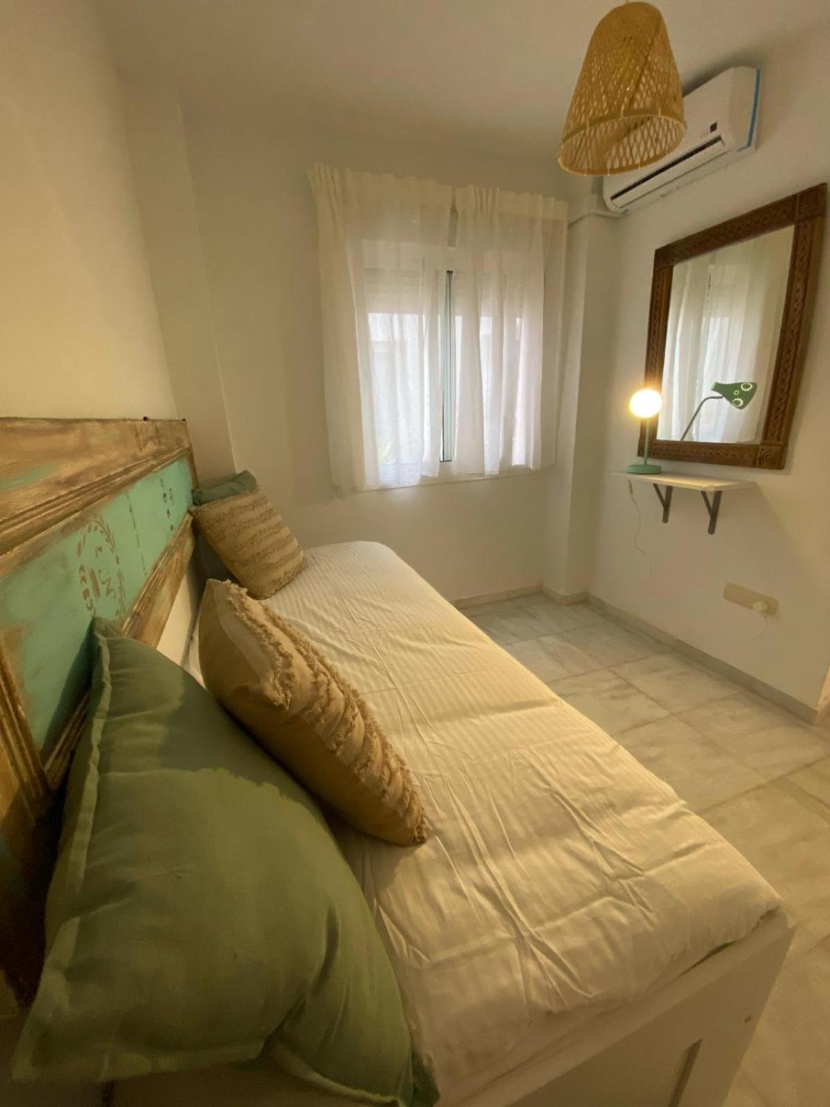 1 Apartment *